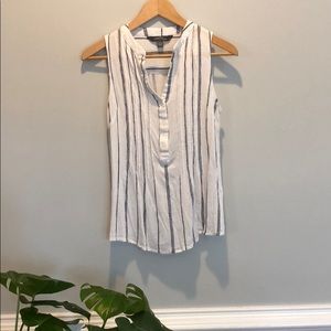 Linen-feel blue-striped tank top